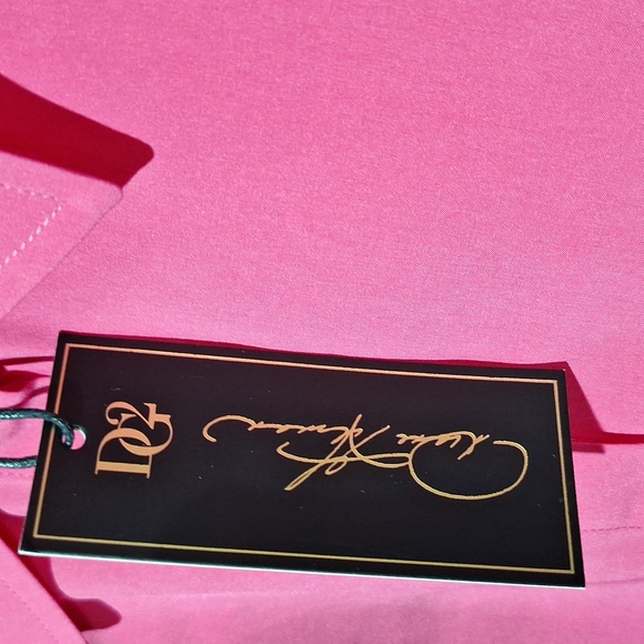 New!!  DG2 by Diane Gilman  Size small blouse. - Picture 5 of 10